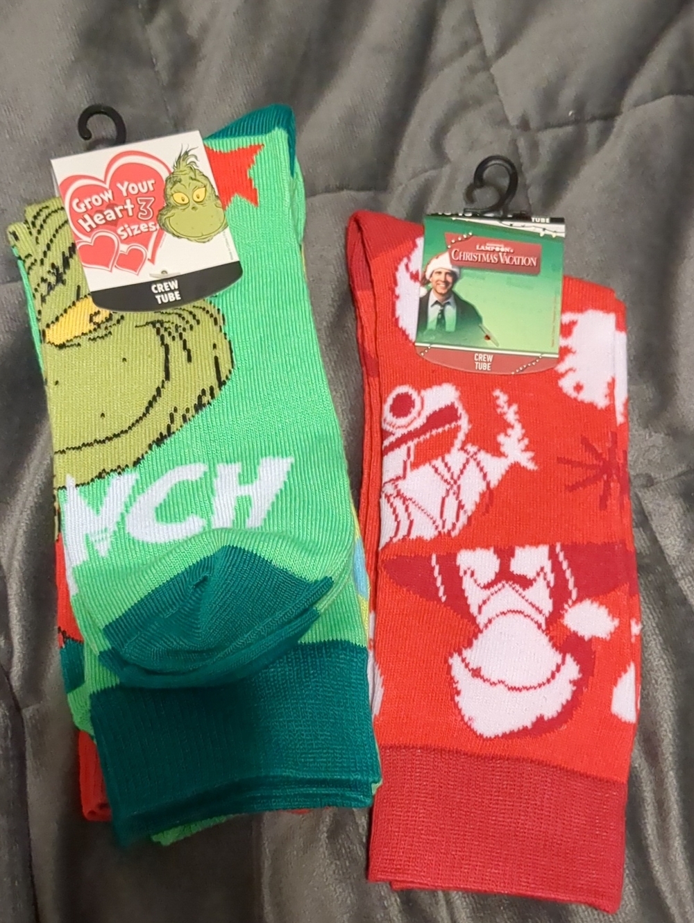 🎄Grinch & Christmas Vacation Holiday Crew Socks - Green and Red